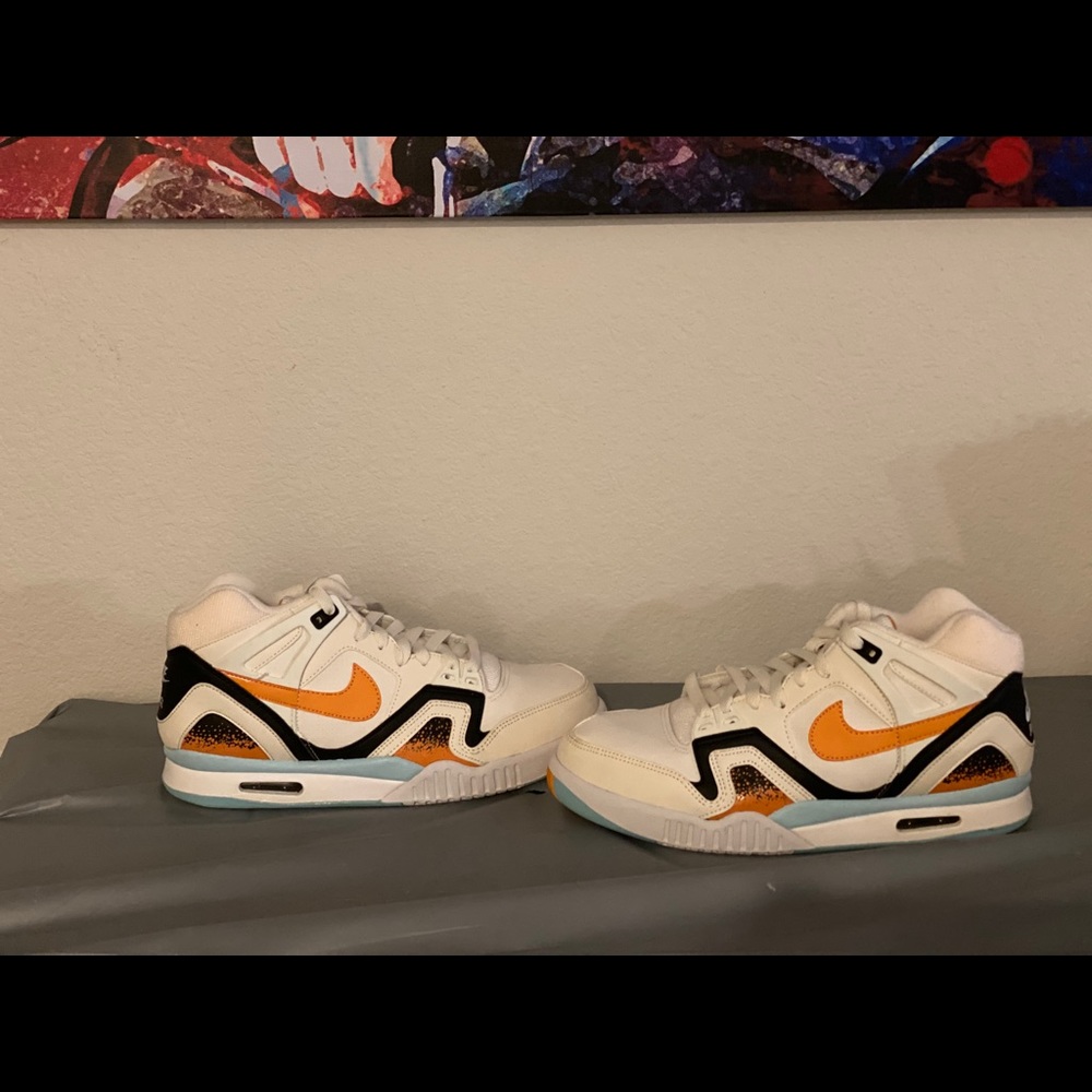 Nike Air Tech Challenge 2
